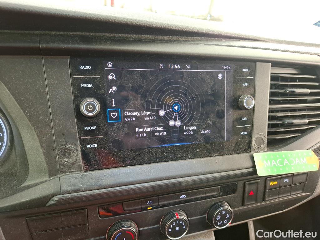  Volkswagen  Transporter VOLKSWAGEN  / 2019 / 4P / Fourgon tôlé 2.0 TDi 150 DSG7 L1H1 Business Line #32