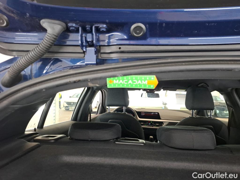  Bmw  Serie 1 BMW Série 1 / 2019 / 5P / Berline 1.5 118I Business Design #14