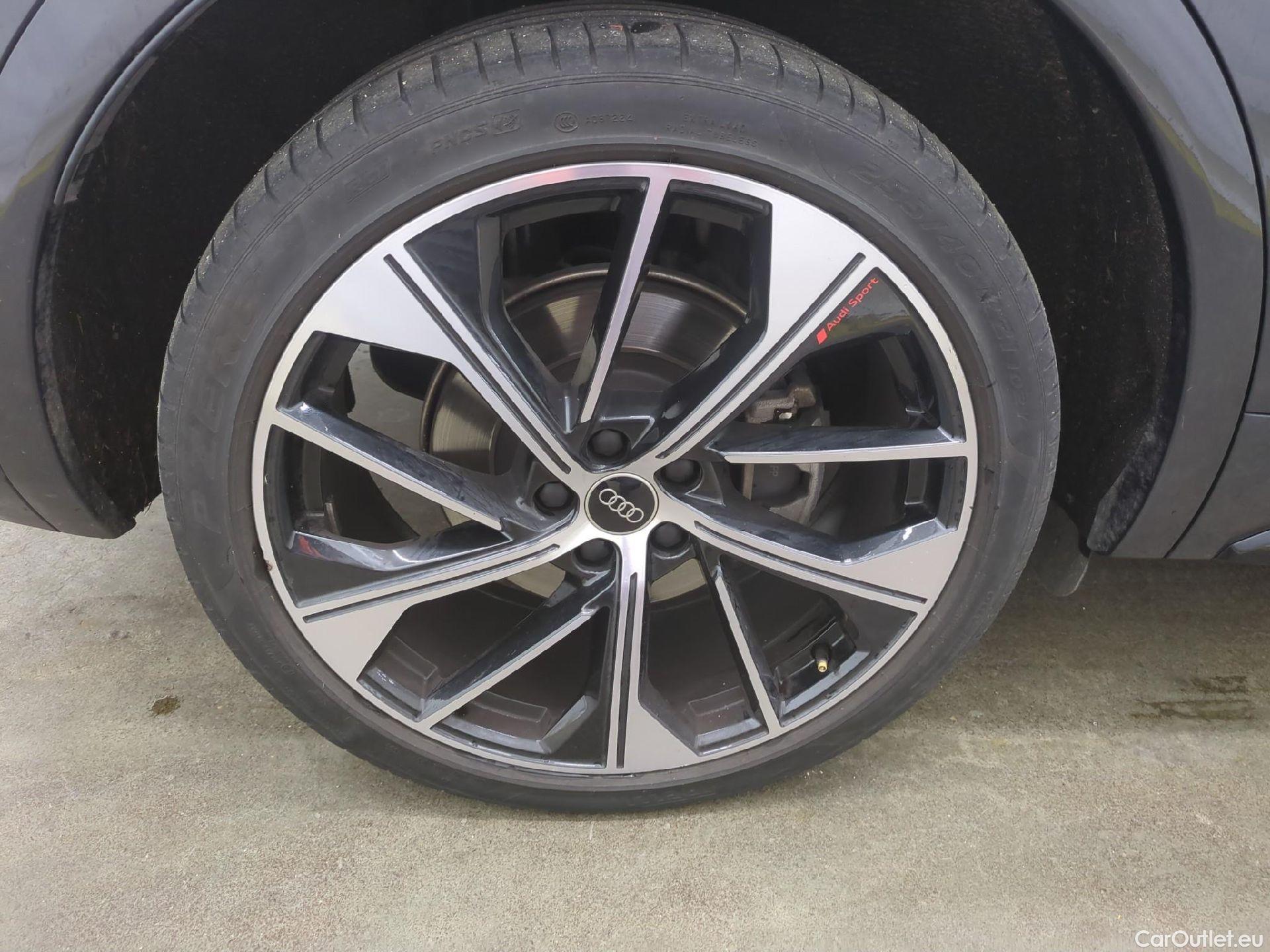  Audi  Q5 AUDI  / 2020 / 5P / SUV 50 TFSI e 299 QTT S TRONIC 7 AVUS #9