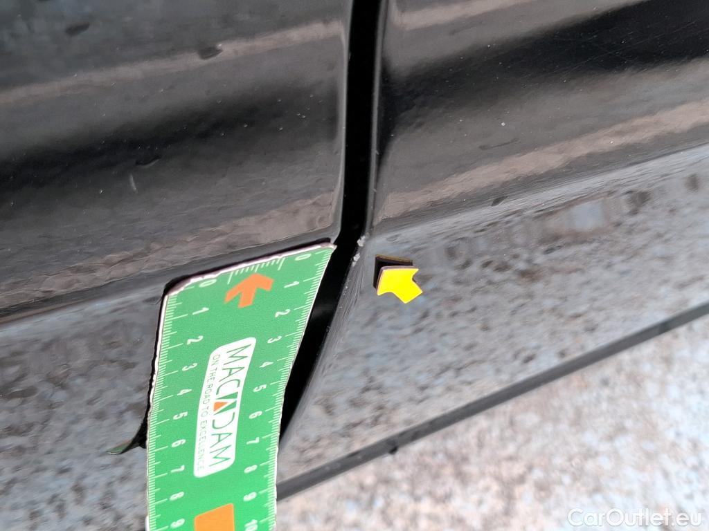  Audi  A3 AUDI  Sportback / 2016 / 5P / Berline 35 TFSI 150 COD S TRONIC BUSINESS LINE #38