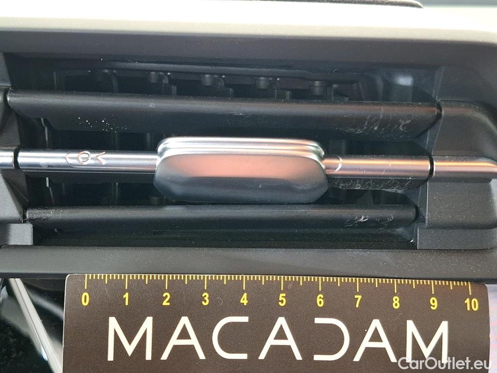  Audi  A3  Berline 35 TDI Business Line 2.0 TDI 150CV BVA7 E6d #17