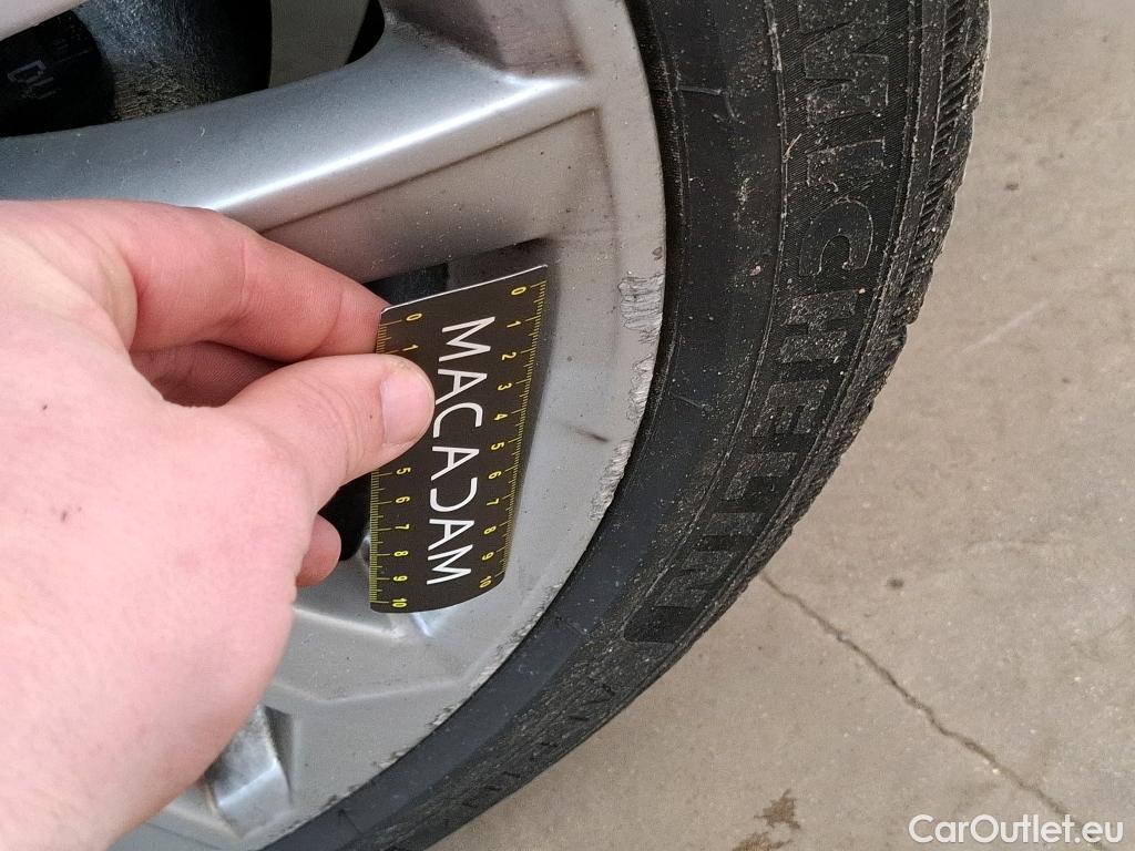  Audi  A3  Berline 35 TDI Business Line 2.0 TDI 150CV BVA7 E6d #13