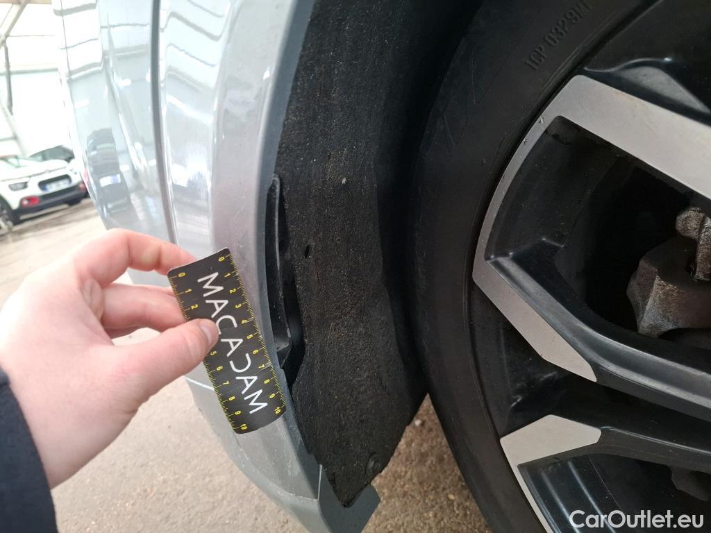  Ford  Puma FORD  / 2019 / 5P / SUV 1.0 EcoBoost Hybrid 125ch(mHEV)ST-LINE X #36