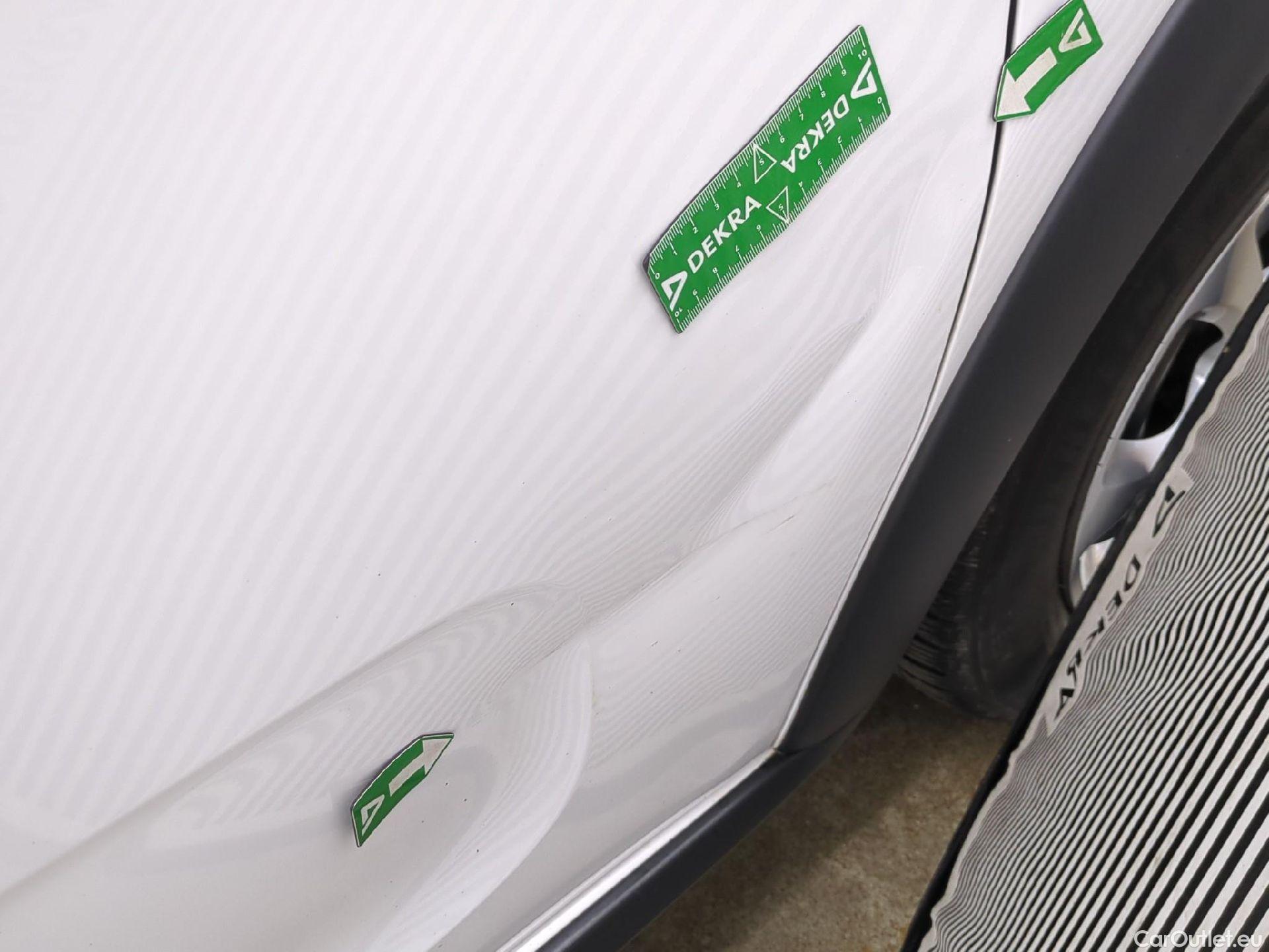  Citroen  C3  Feel Business 1.2 PureTech 80CV BVM5 E6d #13