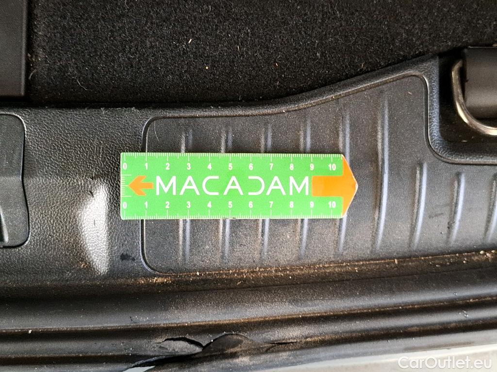  Ford  Kuga FORD  / 2019 / 5P / SUV 2.5 190 hybrid Flexifuel Pshift Titanium #65