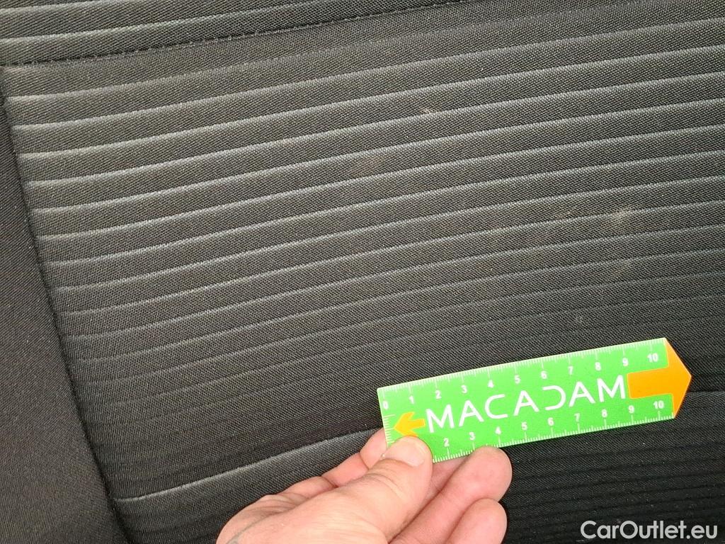  Ford  Kuga FORD  / 2019 / 5P / SUV 2.5 190 hybrid Flexifuel Pshift Titanium #37