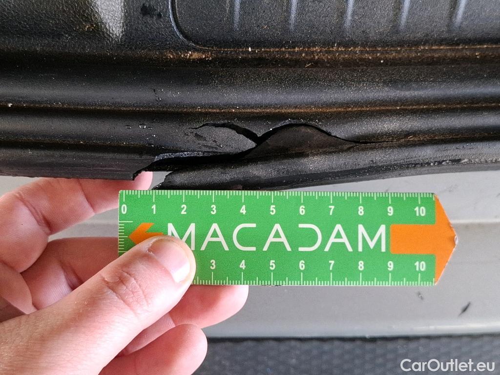  Ford  Kuga FORD  / 2019 / 5P / SUV 2.5 190 hybrid Flexifuel Pshift Titanium #25