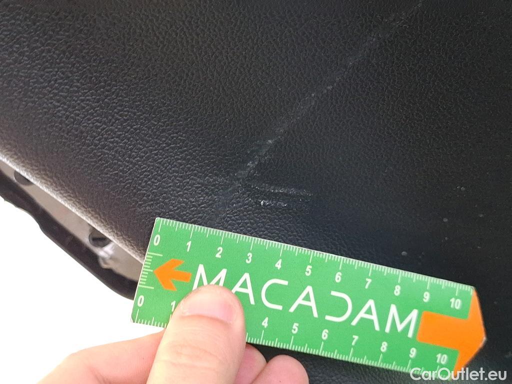  Ford  Kuga FORD  / 2019 / 5P / SUV 2.5 190 hybrid Flexifuel Pshift Titanium #28