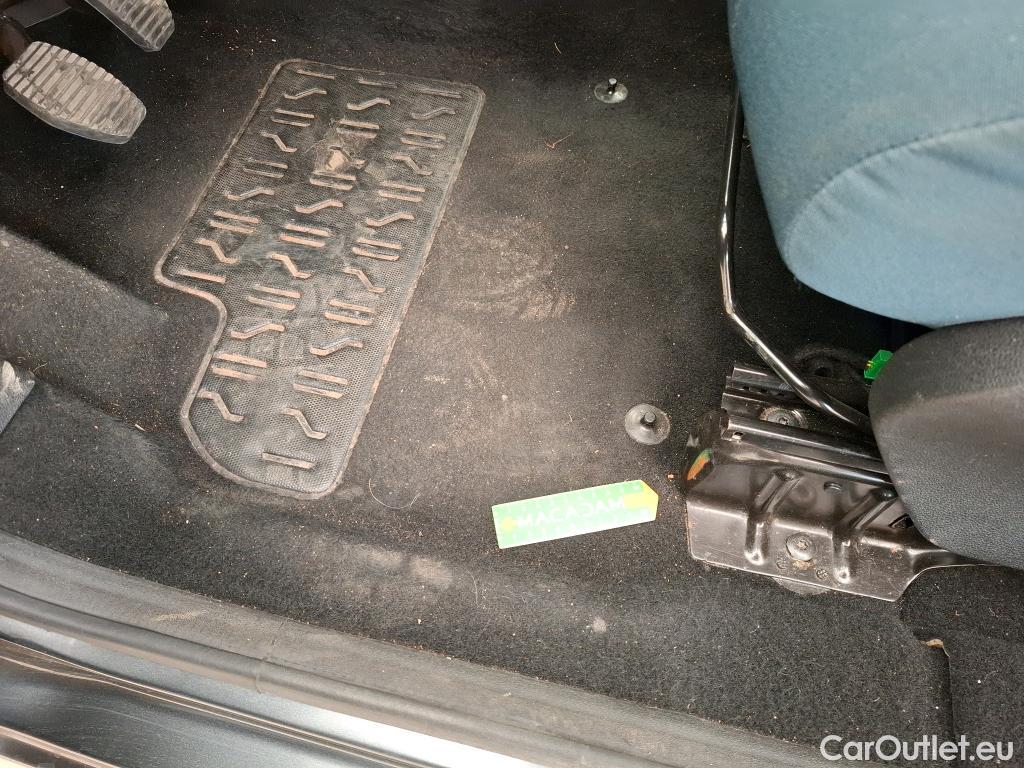  Citroen  Berlingo  Combi Feel 1.6 BlueHDi 100CV BVM5 E6 #22