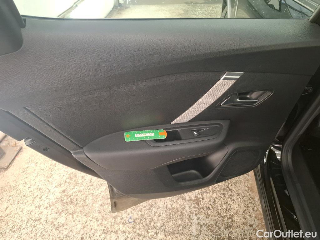  Citroen  C4  X Feel Pack 1.2 PureTech 130CV BVA8 6E #6