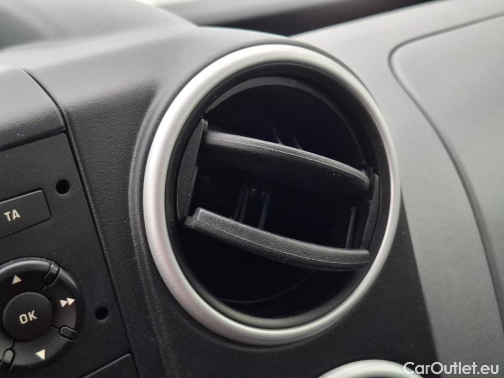  Citroen  Berlingo  Combi Feel 1.6 BlueHDi 100CV BVM5 E6 #41