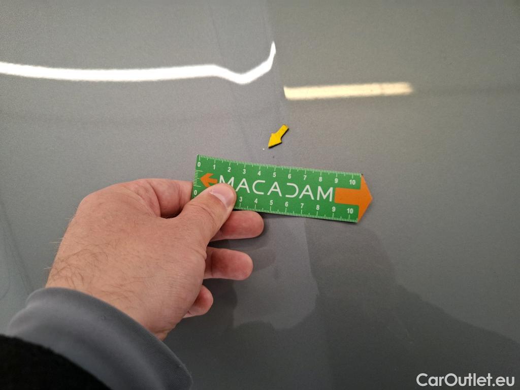  Ford  Kuga FORD  / 2019 / 5P / SUV 2.5 190 hybrid Flexifuel Pshift Titanium #8