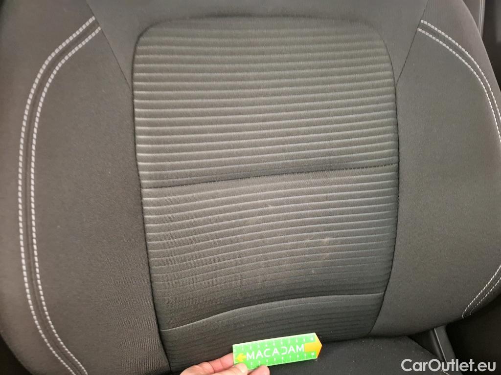  Ford  Kuga FORD  / 2019 / 5P / SUV 2.5 190 hybrid Flexifuel Pshift Titanium #36