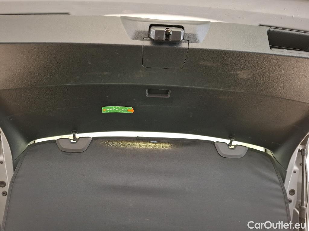  Ford  Kuga FORD  / 2019 / 5P / SUV 2.5 190 hybrid Flexifuel Pshift Titanium #26