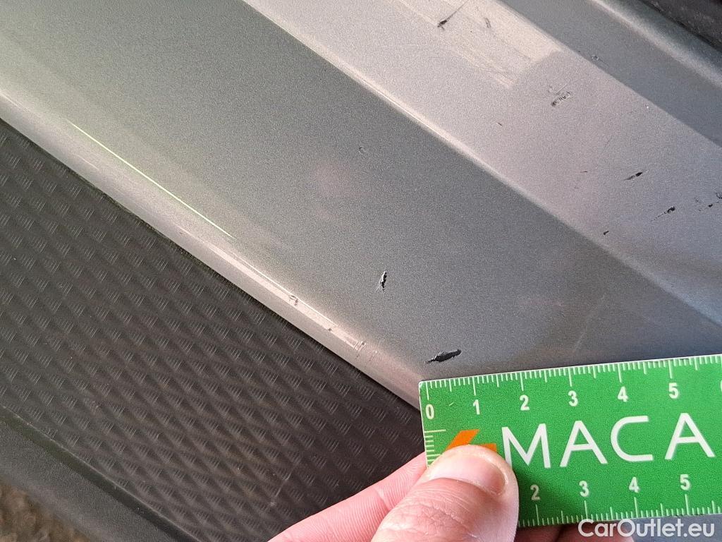  Ford  Kuga FORD  / 2019 / 5P / SUV 2.5 190 hybrid Flexifuel Pshift Titanium #17