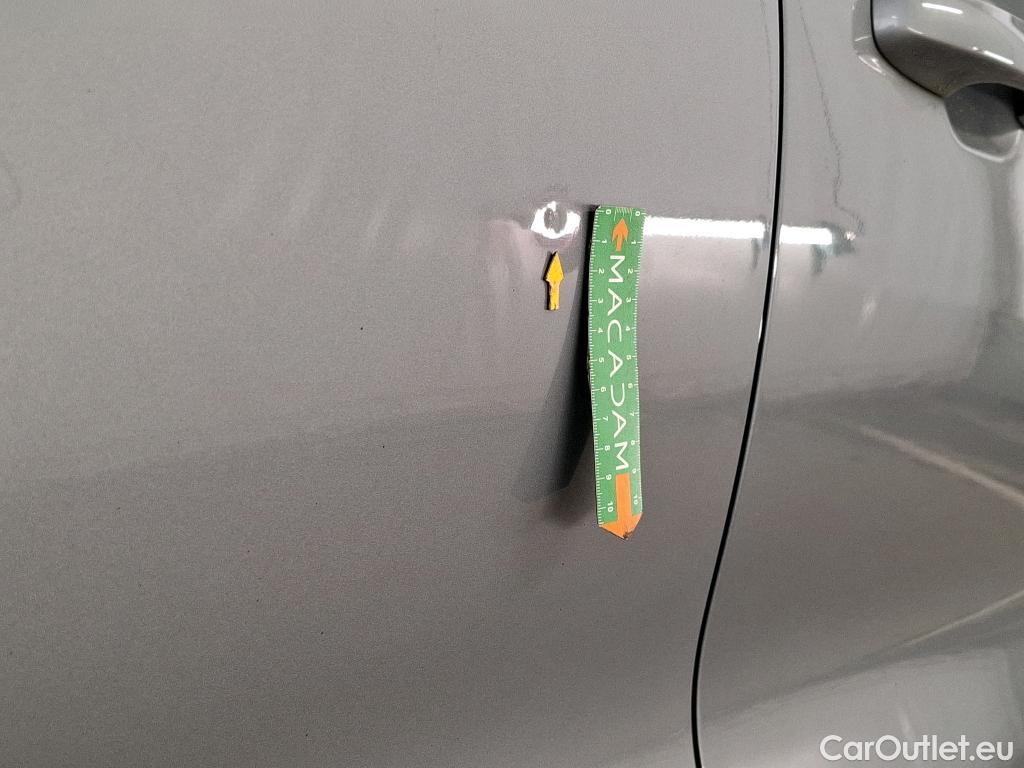  Ford  Kuga FORD  / 2019 / 5P / SUV 2.5 190 hybrid Flexifuel Pshift Titanium #53