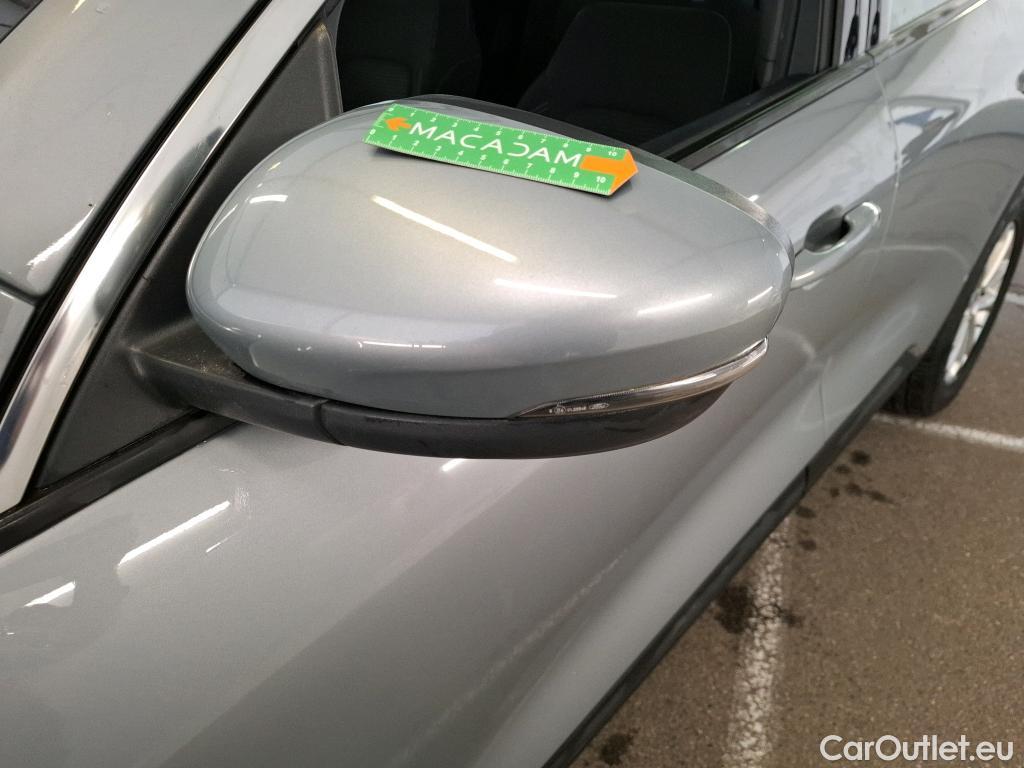  Ford  Kuga FORD  / 2019 / 5P / SUV 2.5 190 hybrid Flexifuel Pshift Titanium #43