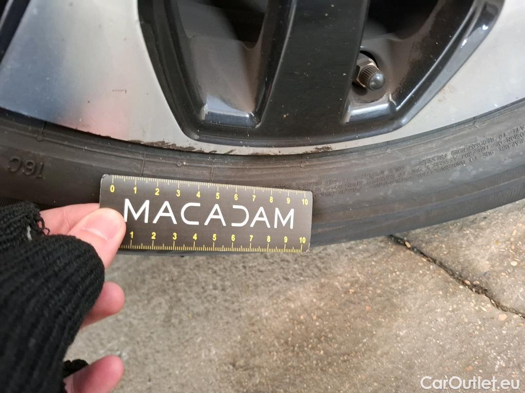  Mercedes  G-Klasee MERCEDES-BENZ GLC / 2019 / 5P / SUV 2.0 GLC 300 E BUSINESS LINE 4MATIC #22