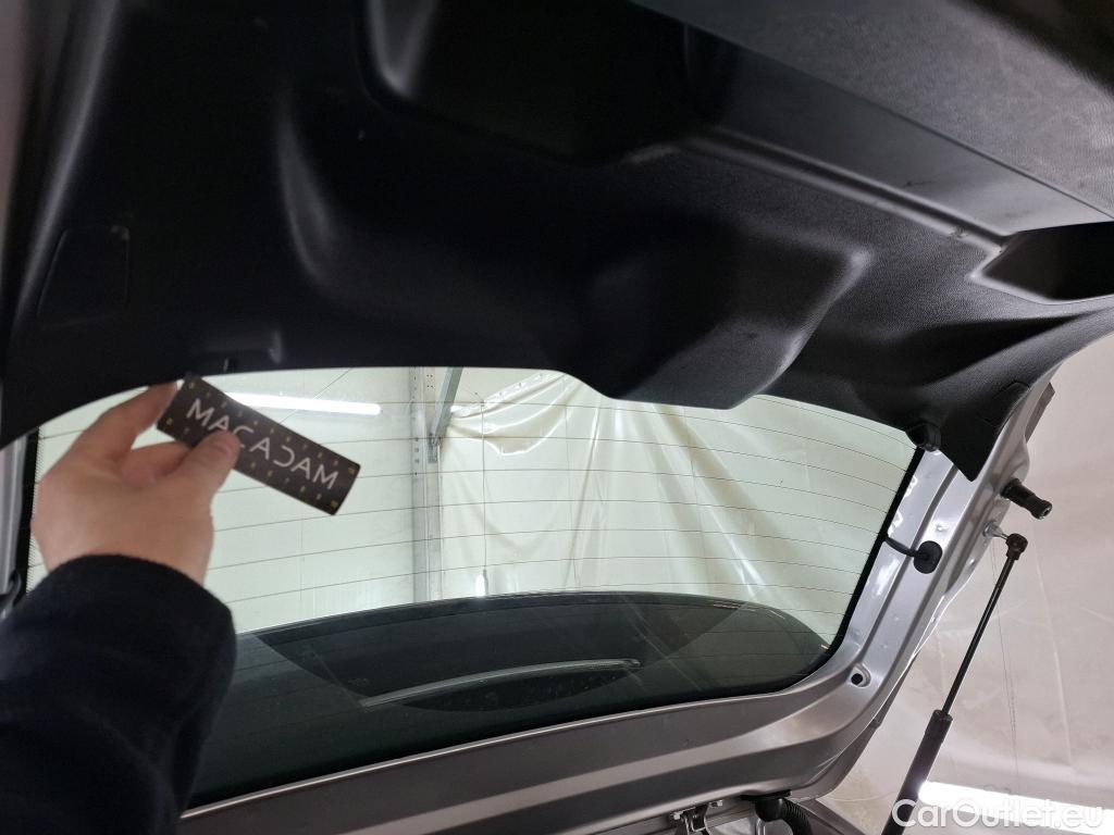  Opel  Corsa  F Elegance Business 1.2 Turbo 100CV BVM6 E6d #46