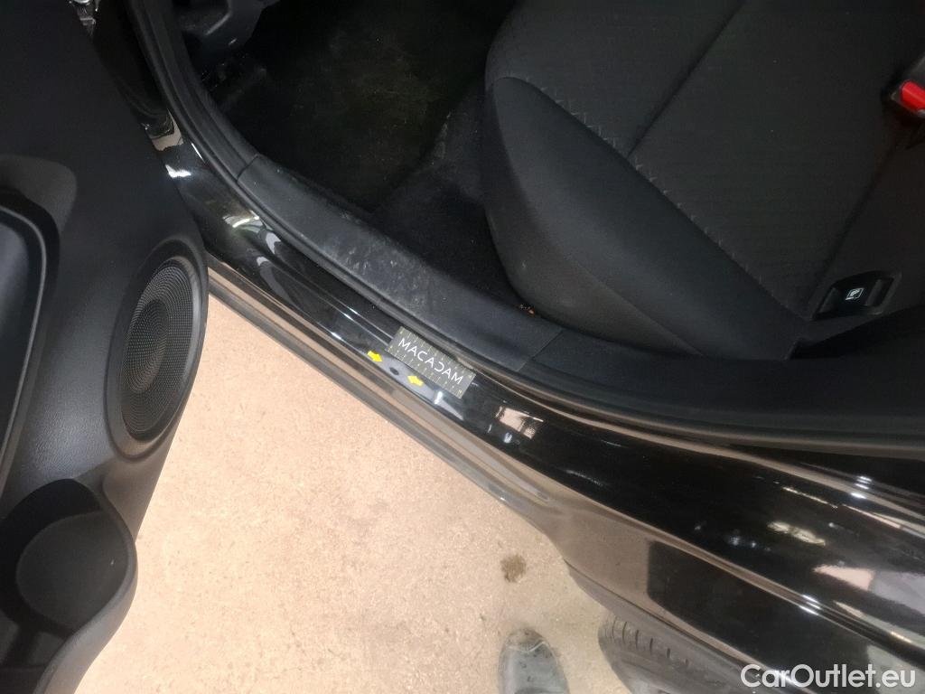  Nissan  Juke NISSAN  / 2019 / 5P / Crossover DIG-T 114 BVM6 Acenta #12