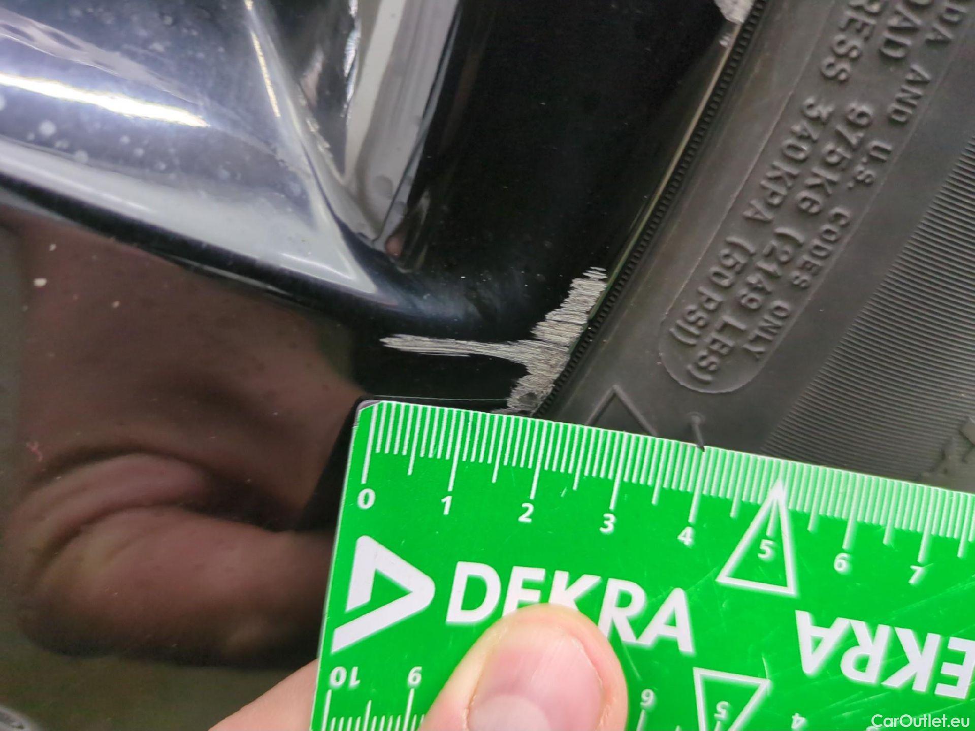  Land Rover  Discovery LAND ROVER  Sport / 2019 / 5P / SUV 1.5 P300e PHEV AUTO 4WD R-Dynamic S #8