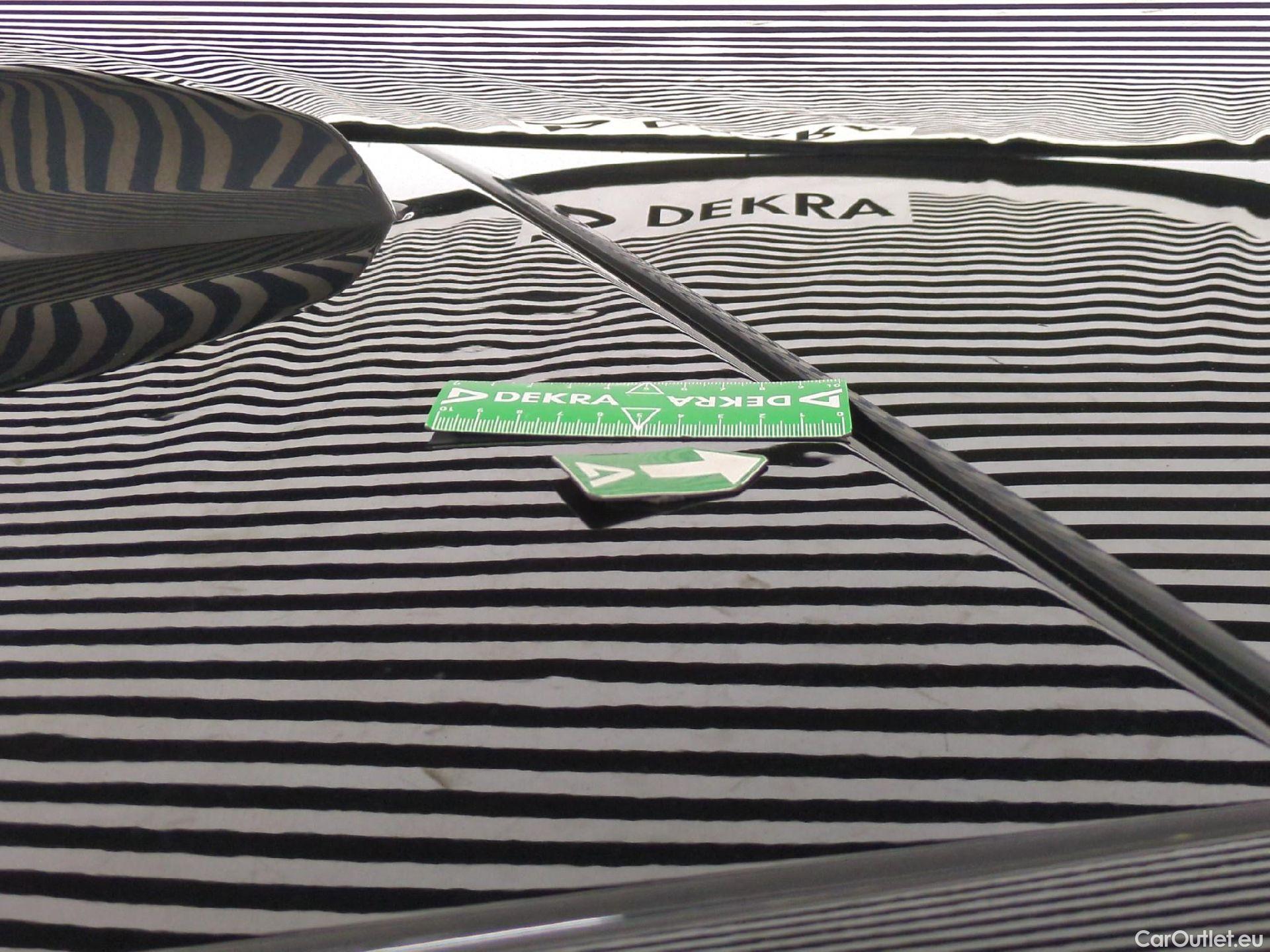  Land Rover  Discovery LAND ROVER  Sport / 2019 / 5P / SUV 1.5 P300e PHEV AUTO 4WD R-Dynamic S #12