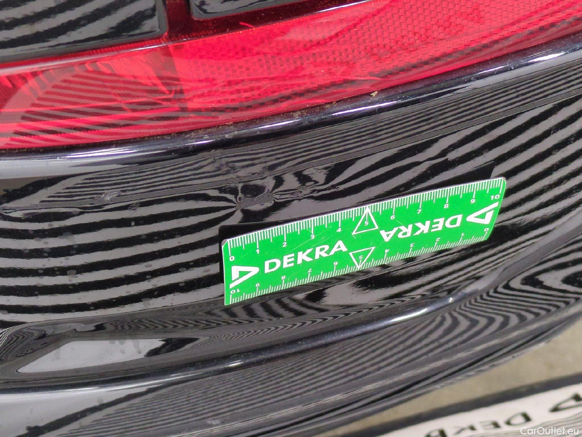  Land Rover  Discovery LAND ROVER  Sport / 2019 / 5P / SUV 1.5 P300e PHEV AUTO 4WD R-Dynamic S #35