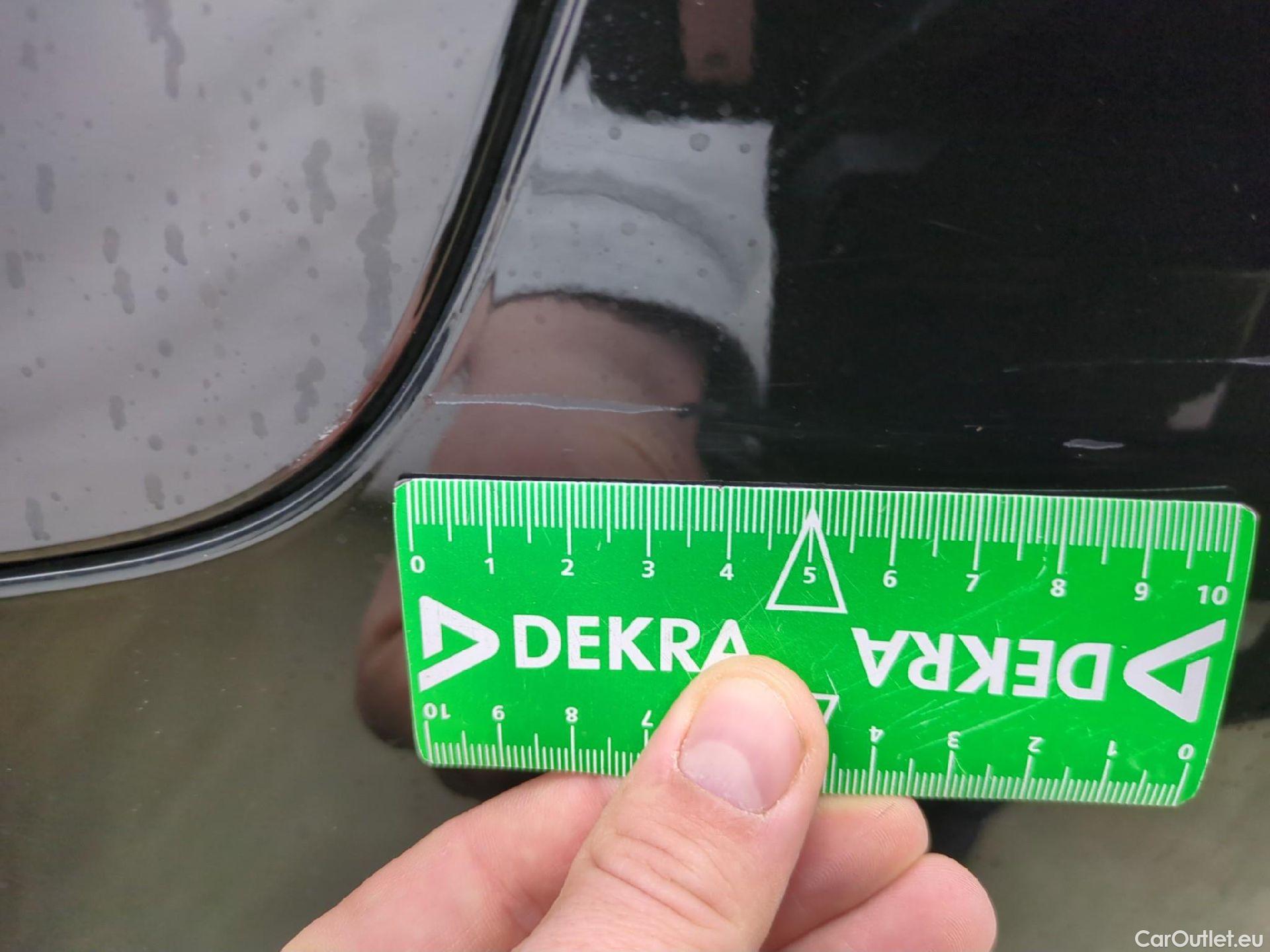  Land Rover  Discovery LAND ROVER  Sport / 2019 / 5P / SUV 1.5 P300e PHEV AUTO 4WD R-Dynamic S #25