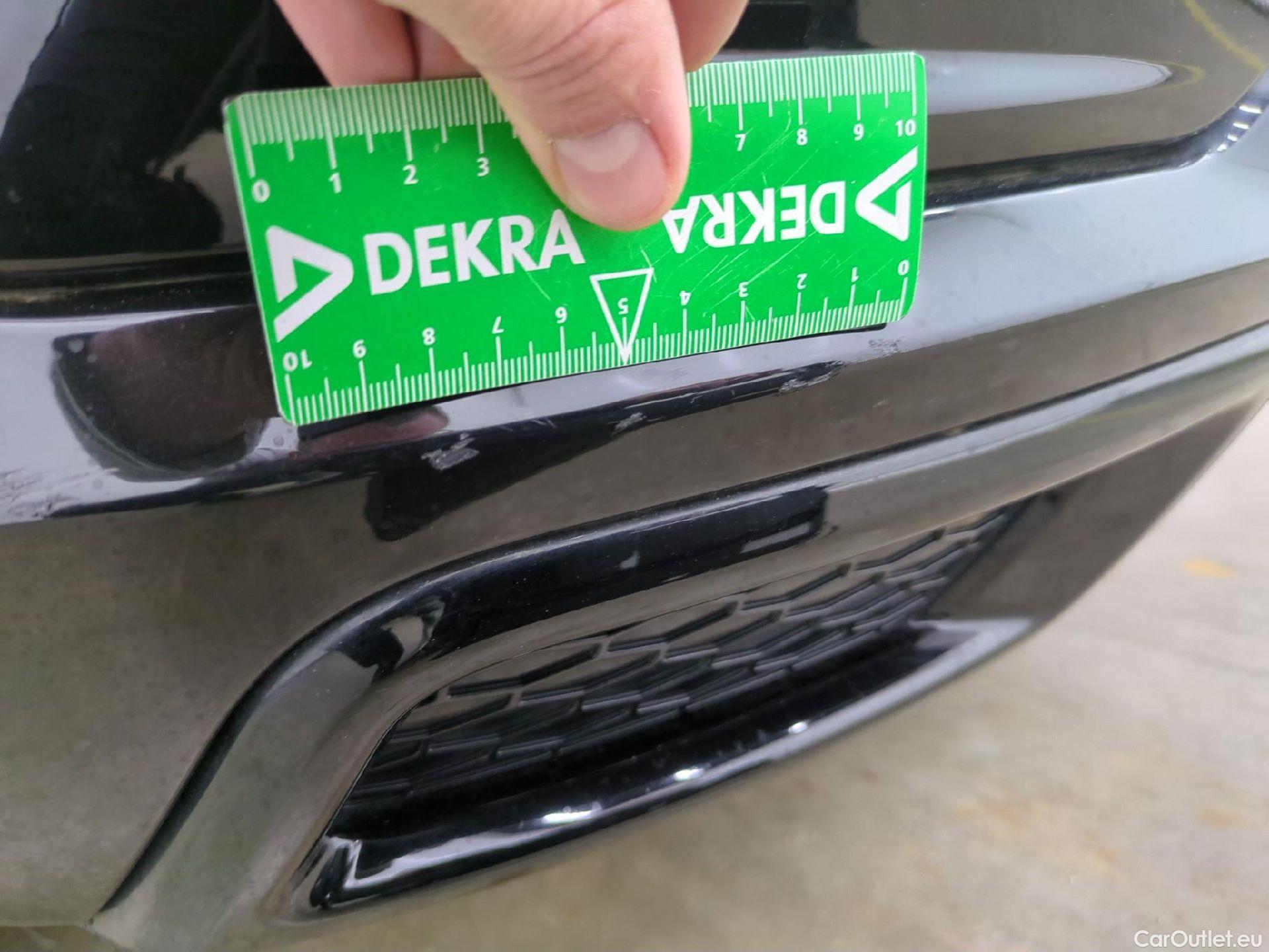  Land Rover  Discovery LAND ROVER  Sport / 2019 / 5P / SUV 1.5 P300e PHEV AUTO 4WD R-Dynamic S #31