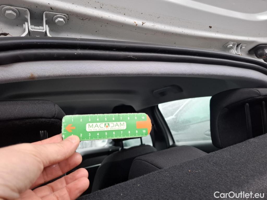  Peugeot  208  (e-) Active Business 50kWh BVA #29