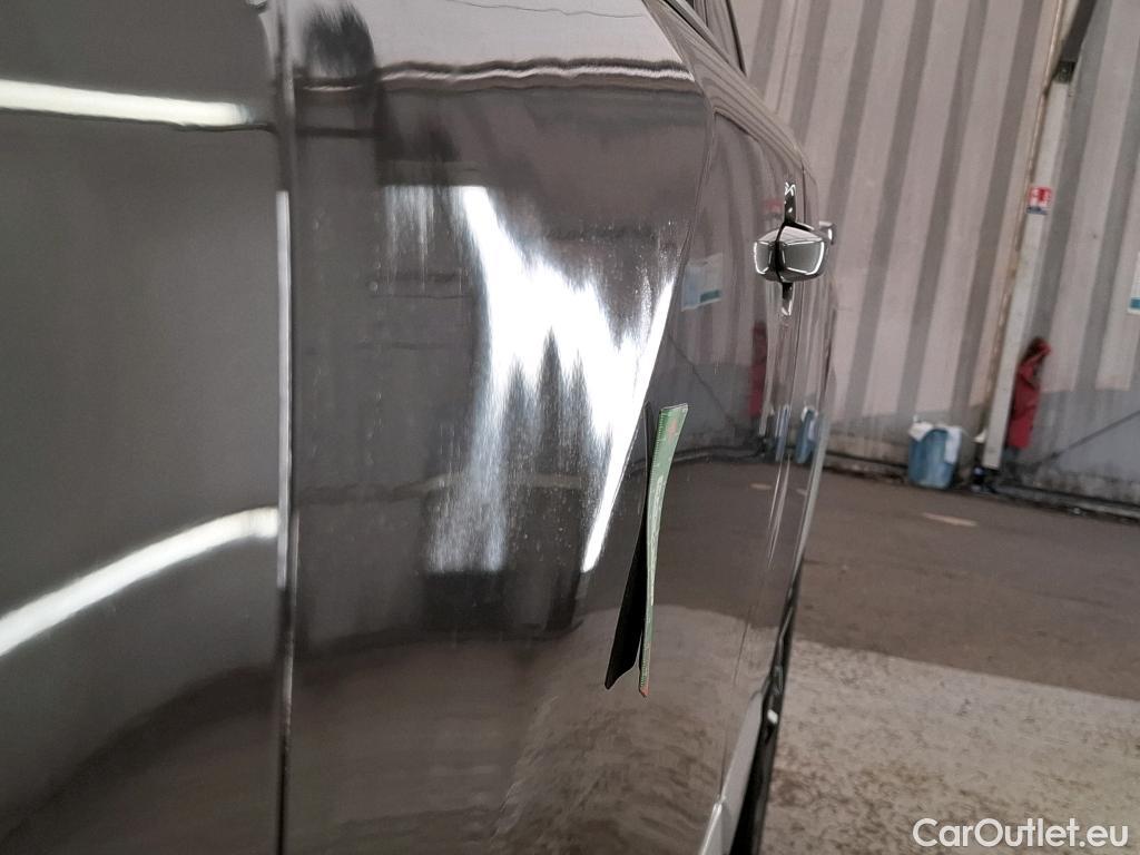  Peugeot  2008  Allure Business 1.5 HDi 130CV BVA8 E6d #25