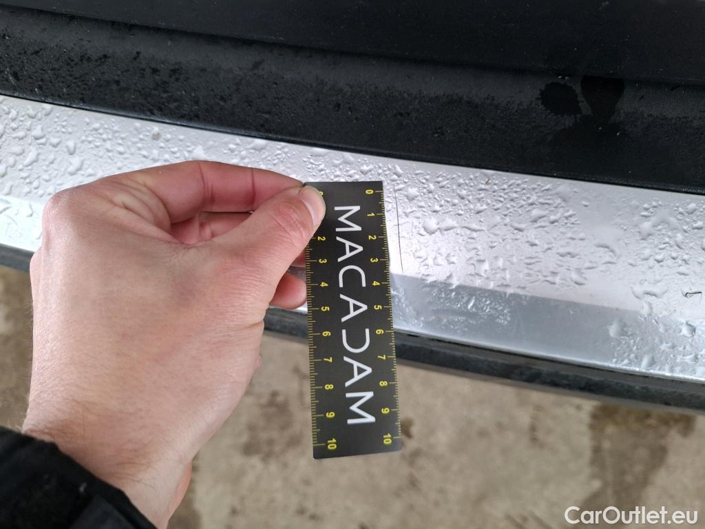  Peugeot  2008  Allure Business 1.5 HDi 130CV BVA8 E6d #35