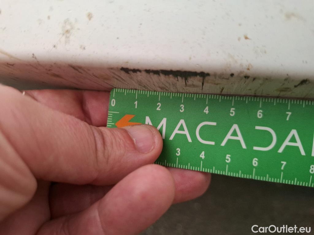  Peugeot  208 PEUGEOT  / 2015 / 5P / Berline &BLUEHDI 100 €6.c S&S ALLURE BUSINESS #34