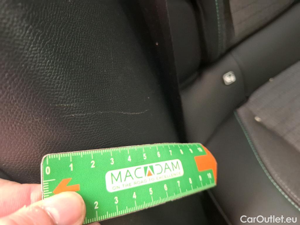  Peugeot  2008  Allure Business 1.5 HDi 130CV BVA8 E6d #55