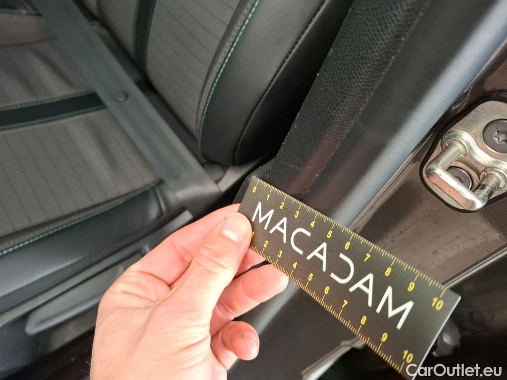  Peugeot  2008  Allure Business 1.5 HDi 130CV BVA8 E6d #15