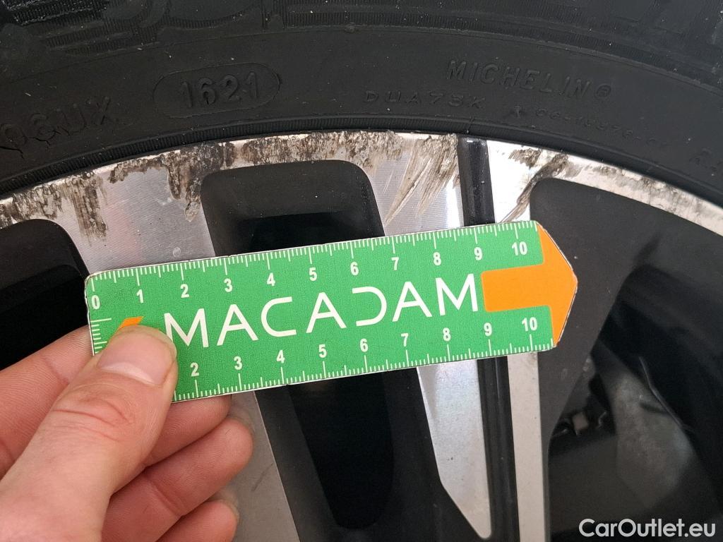  Peugeot  208  Allure 1.2 PureTech 100CV BVM6 E6d #39