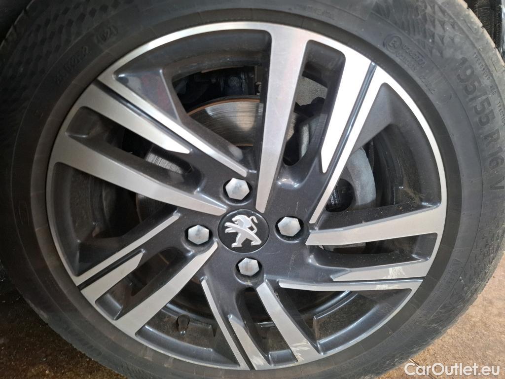  Peugeot  208  Allure Business 1.5 HDi 100CV BVM6 E6d #12