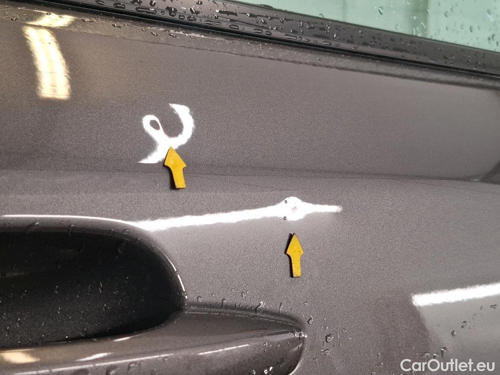  Peugeot  2008 PEUGEOT  2019 5P Crossover BLUEHDI 130 EAT8 ALLURE PACK #24