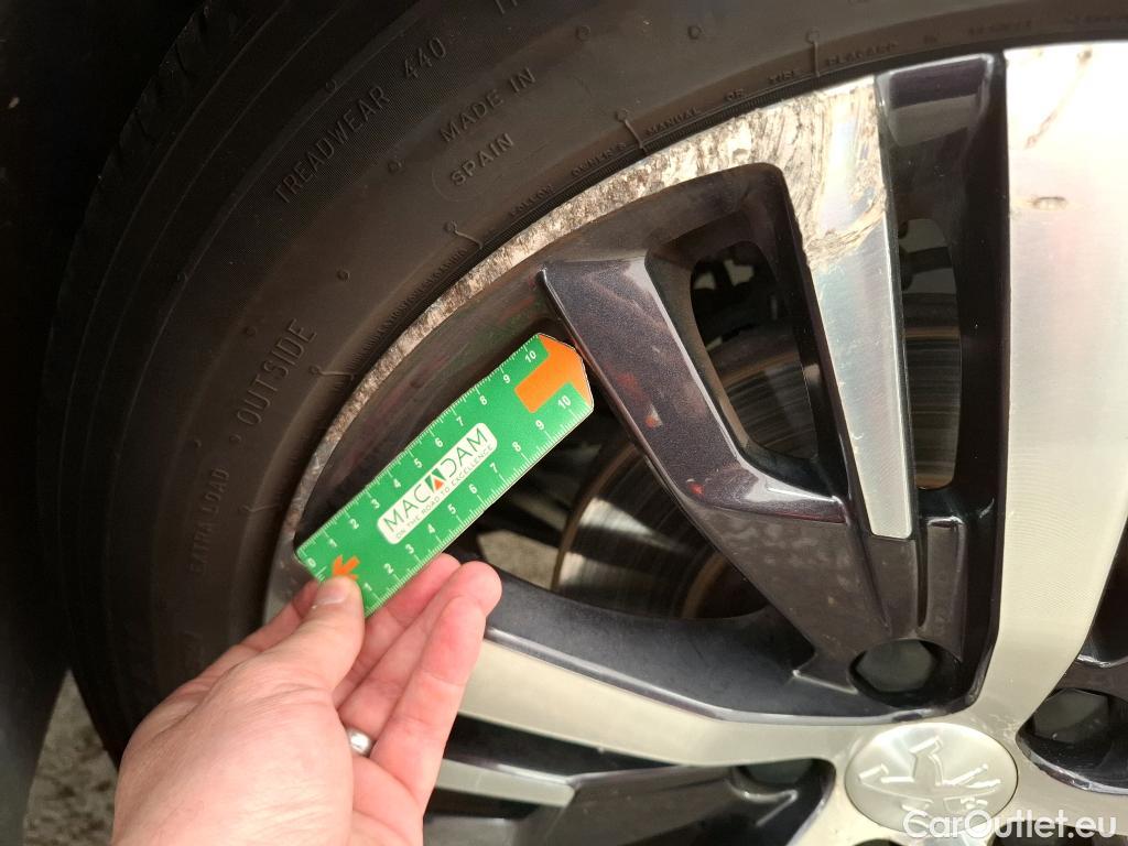  Peugeot  3008 PEUGEOT  2016 5P SUV BlueHDi 130 EAT8 GT LINE #22