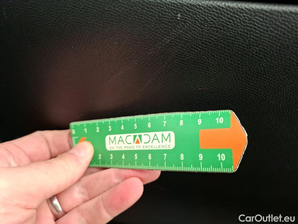  Peugeot  2008  Allure Business 1.5 HDi 130CV BVA8 E6d #67