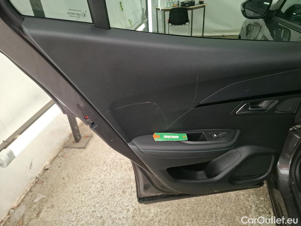  Peugeot  2008  Allure Business 1.5 HDi 130CV BVA8 E6d #5