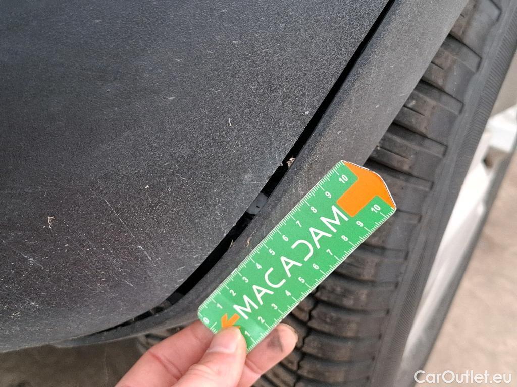  Peugeot  3008  II Active Pack 1.5 HDi 130CV BVA8 E6d #39