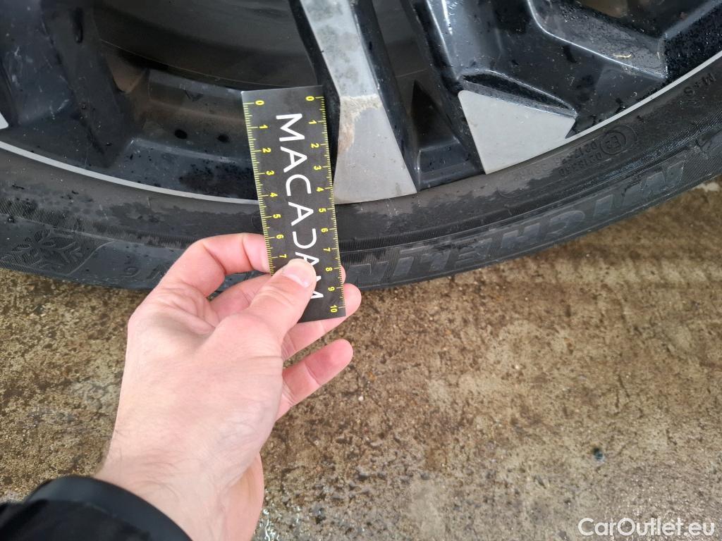  Peugeot  2008  Allure Business 1.5 HDi 130CV BVA8 E6d #52