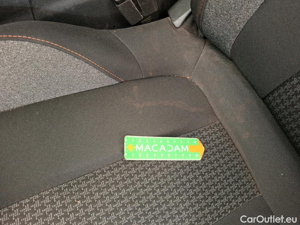  Peugeot  3008  II Active Pack 1.5 HDi 130CV BVA8 E6d #34