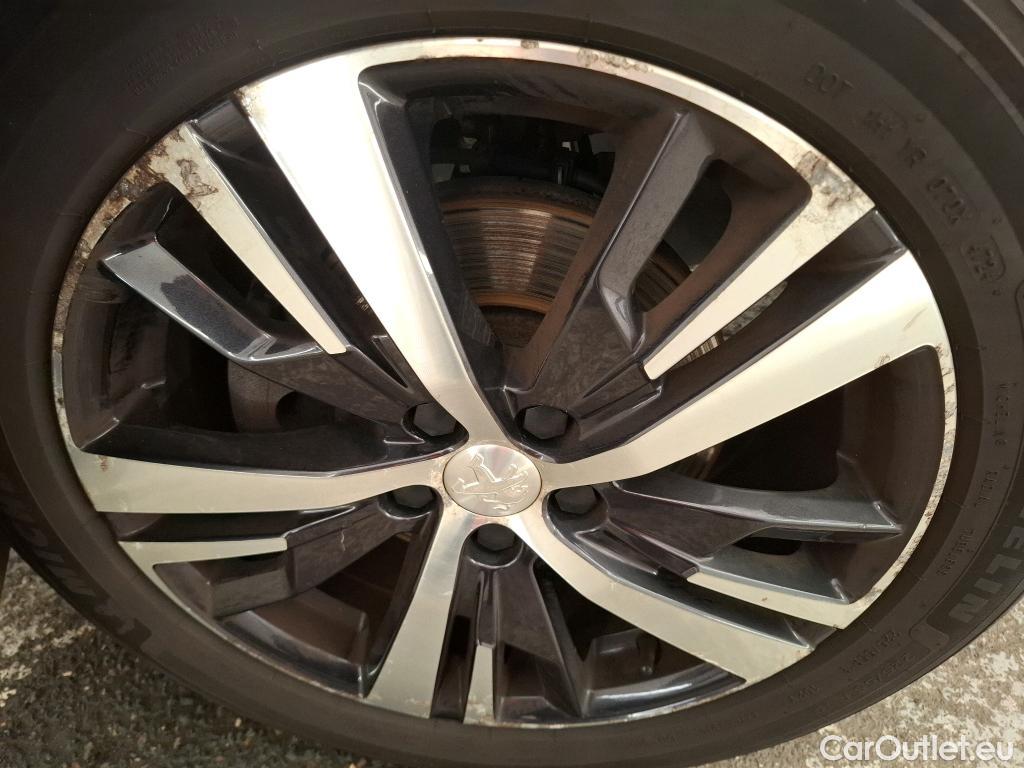  Peugeot  3008 PEUGEOT  2016 5P SUV BlueHDi 130 EAT8 GT LINE #4