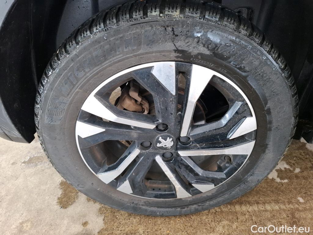  Peugeot  2008  Allure Business 1.5 HDi 130CV BVA8 E6d #51