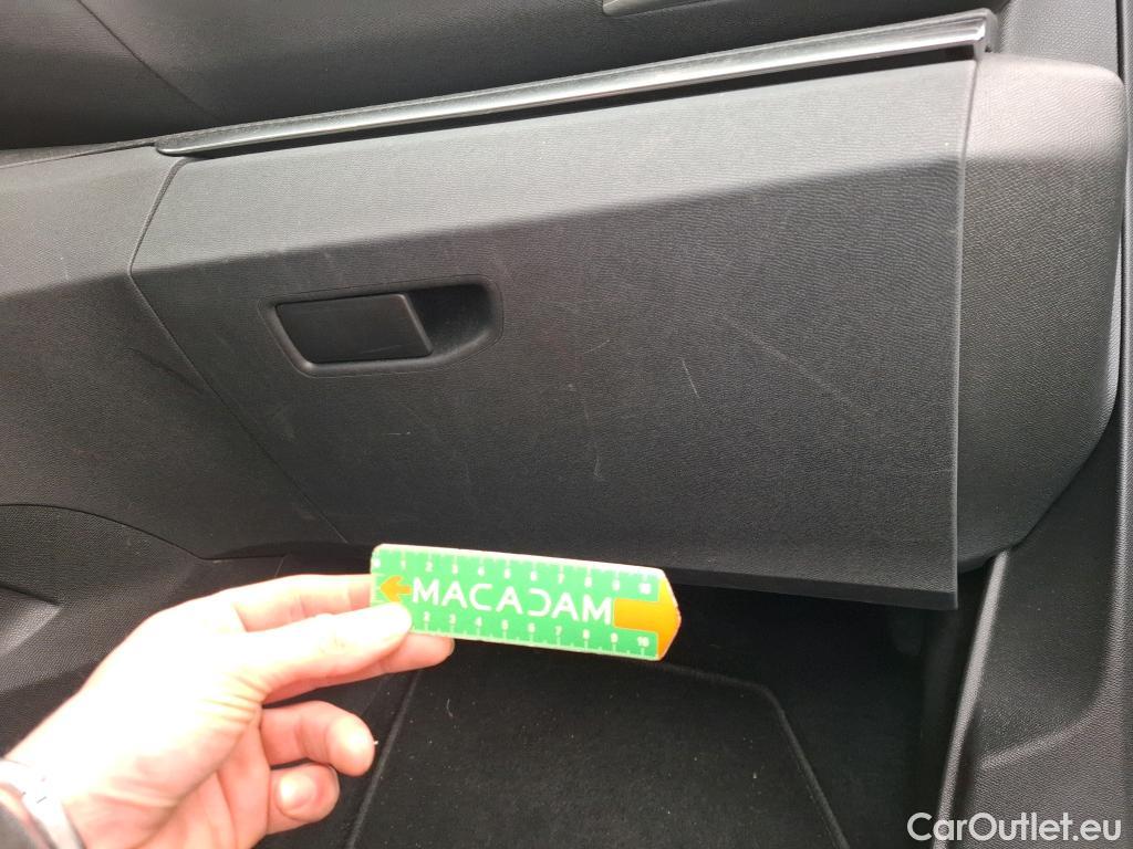  Peugeot  3008  II Active Pack 1.5 HDi 130CV BVA8 E6d #24