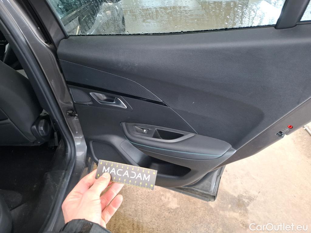  Peugeot  2008  Allure Business 1.5 HDi 130CV BVA8 E6d #53