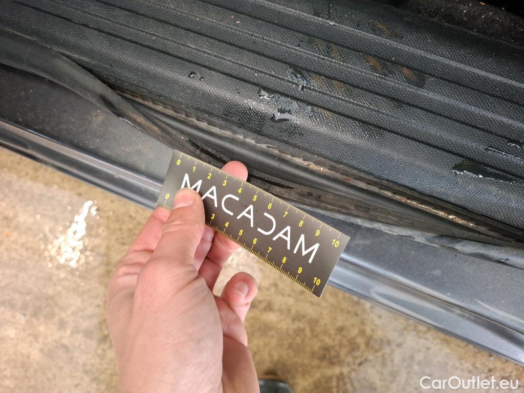  Peugeot  2008  Allure Business 1.5 HDi 130CV BVA8 E6d #12