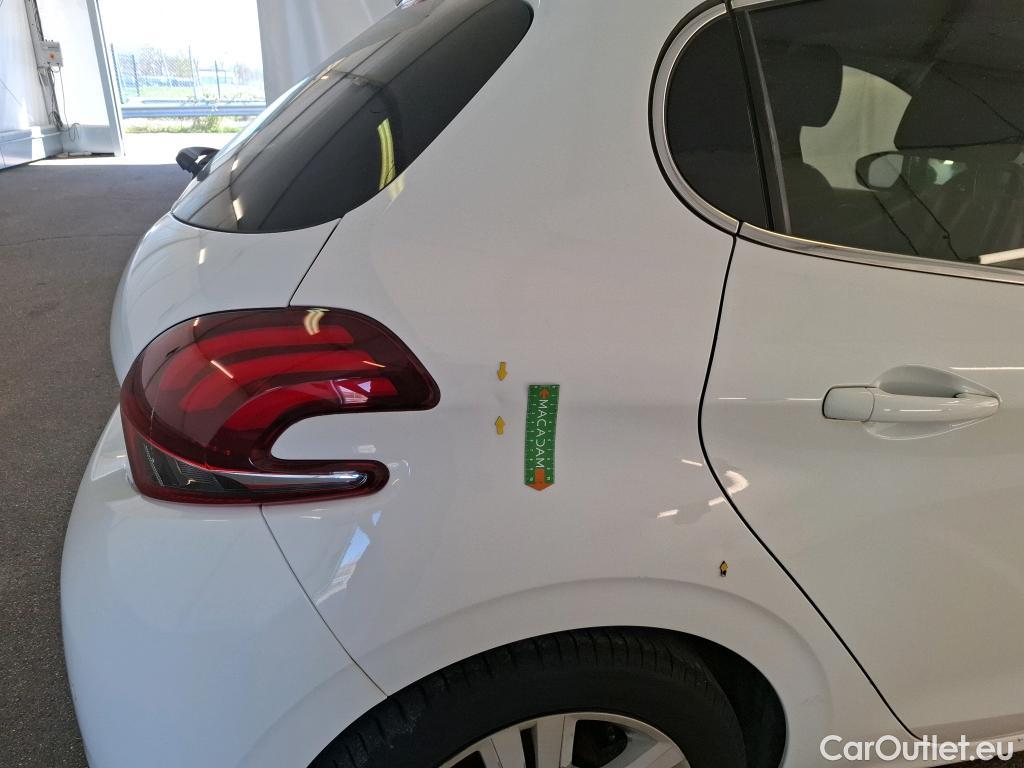  Peugeot  208 PEUGEOT  / 2015 / 5P / Berline &BLUEHDI 100 €6.c S&S ALLURE BUSINESS #53